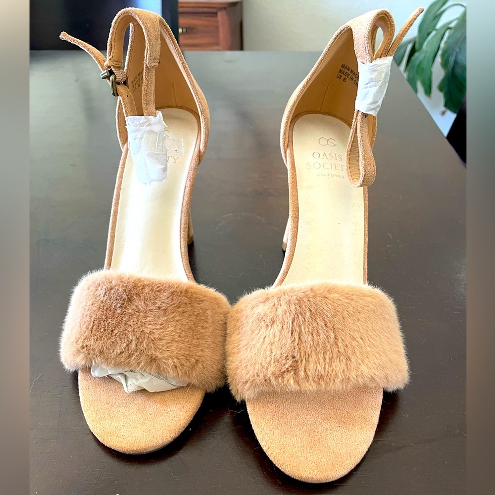 Oasis Society Nude heels